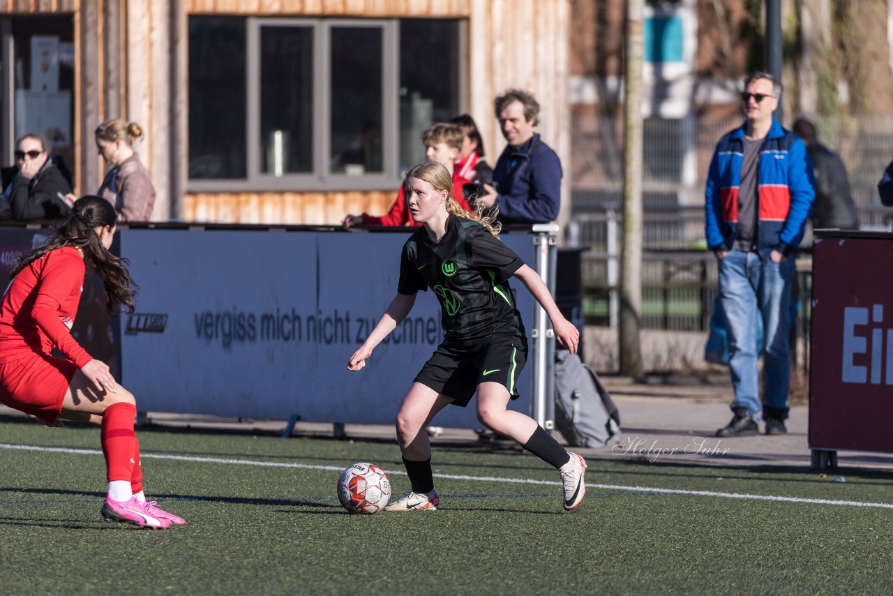 Bild 324 - wBJ Eimsbuettler TV - VfL Wolfsburg : Ergebnis: 1:3